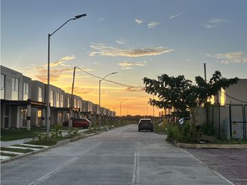 Doral - Casa 3 alcobas