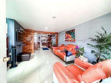 Casa en venta en Guadalajara Panorámica de Huentitán dentro de coto