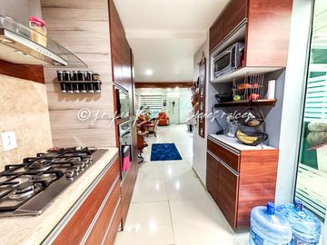 Casa en venta en Guadalajara Panorámica de Huentitán dentro de coto