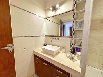 VENTA DEPARTAMENTO BALCÓN COCHERA BAULERA BARRACAS