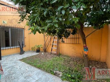 Casa PH 4 ambientes reciclada en venta en Castelar