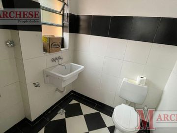 Casa PH 4 ambientes reciclada en venta en Castelar