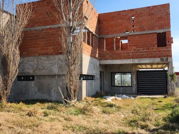 Casa en Funes Town