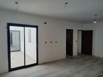 Amplia Casa zona Lasalle a ESTRENAR