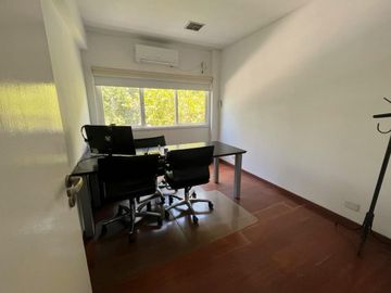 Av. Caseros al 3400 - Depto 3 amb. tipo dulpex, en venta, Parque Patricios  - Apto profesional o vivienda