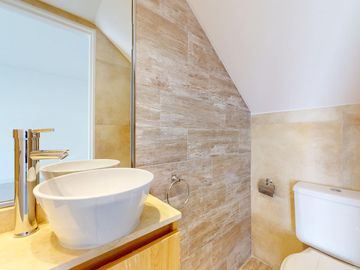 Duplex  en venta de categoría en Berazategui a estrenar
