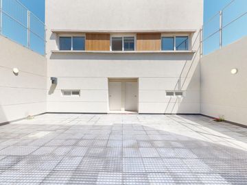 Duplex  en venta de categoría en Berazategui a estrenar