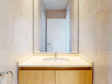 Duplex  en venta de categoría en Berazategui a estrenar