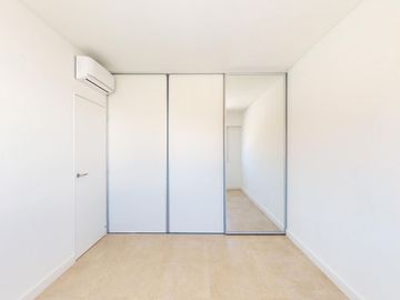 Duplex  en venta de categoría en Berazategui a estrenar
