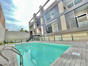DEPARTAMENTO DE 2 AMBIENTES A ESTRENAR CON JARDIN Y COCHERA