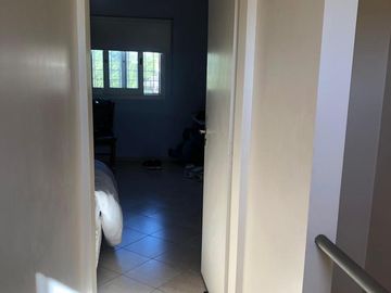 Casa en  Venta en Berazategui -  Triplex Impecable. Apto Credito. Acepta Permuta.