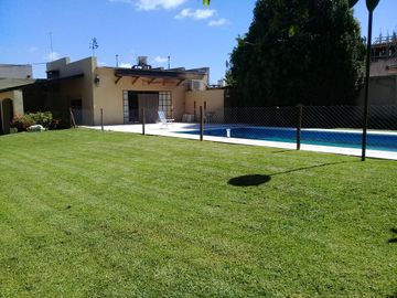 Casa a la venta en el centro de Lujan-