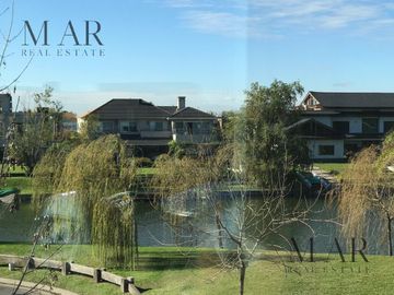 Casa en Venta en Cabos del Lago, Nordelta. Salida a la laguna