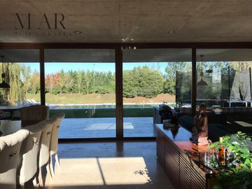 Casa en Venta en Cabos del Lago, Nordelta. Salida a la laguna