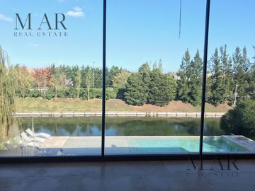 Casa en Venta en Cabos del Lago, Nordelta. Salida a la laguna