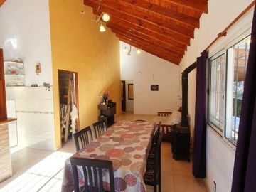 Casa en venta - 5 Dormitorios 2 Baños - Cocheras - 250Mts2 - Nueva Atlantis