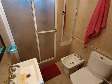 Casa en venta - 5 Dormitorios 2 Baños - Cocheras - 250Mts2 - Nueva Atlantis