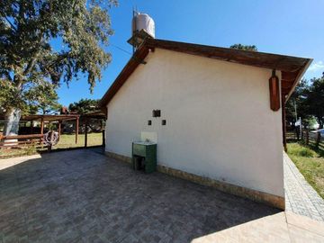 Casa en venta - 5 Dormitorios 2 Baños - Cocheras - 250Mts2 - Nueva Atlantis