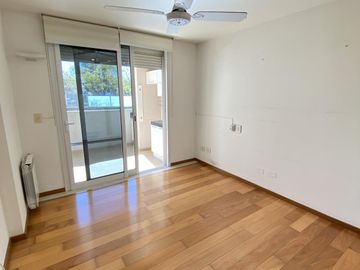 EXCLUSIVO DEPARTAMENTO EN VENTA EN COMPLEJO VILLAGE PLAZA
