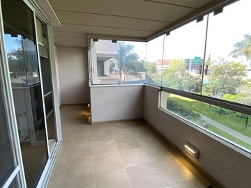 EXCLUSIVO DEPARTAMENTO EN VENTA EN COMPLEJO VILLAGE PLAZA