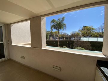 EXCLUSIVO DEPARTAMENTO EN VENTA EN COMPLEJO VILLAGE PLAZA