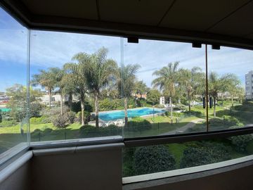 EXCLUSIVO DEPARTAMENTO EN VENTA EN COMPLEJO VILLAGE PLAZA