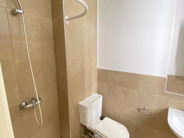 EXCLUSIVO DEPARTAMENTO EN VENTA EN COMPLEJO VILLAGE PLAZA