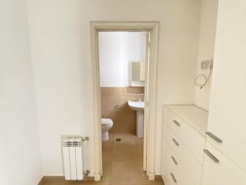 EXCLUSIVO DEPARTAMENTO EN VENTA EN COMPLEJO VILLAGE PLAZA