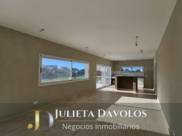 Casa perimetral en Venta 5 Ambientes en el Barrio El Cantón Norte.Escobar-Maschwitz