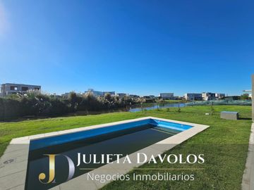Casa perimetral en Venta 5 Ambientes en el Barrio El Cantón Norte.Escobar-Maschwitz