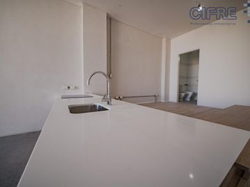 Departamento tipo LOFT con  balcón terraza, baño y toilette. Amenities en terraza!