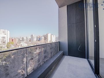 Departamento tipo LOFT con  balcón terraza, baño y toilette. Amenities en terraza!