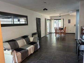 APTO CREDITO BANCOR! Casa en Venta en Saldan - 3 dormitorios , jardin y pileta