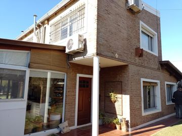 Casa en Funes