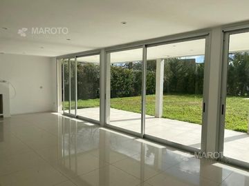 CASA EN VENTA EN HARAS SANTA MARIA - MAROTO PROPIEDADES