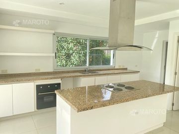 CASA EN VENTA EN HARAS SANTA MARIA - MAROTO PROPIEDADES