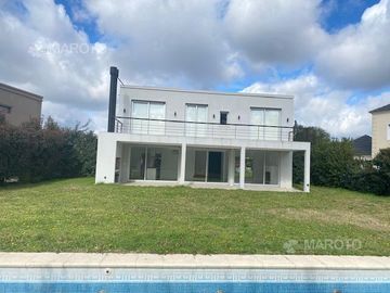 CASA EN VENTA EN HARAS SANTA MARIA - MAROTO PROPIEDADES