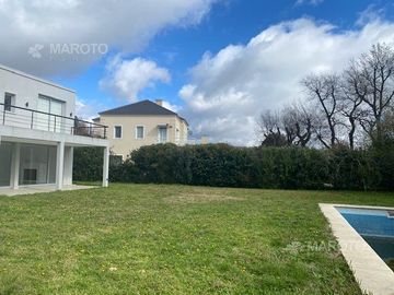 CASA EN VENTA EN HARAS SANTA MARIA - MAROTO PROPIEDADES