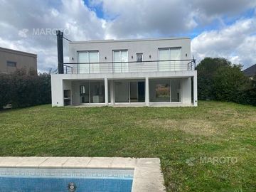 CASA EN VENTA EN HARAS SANTA MARIA - MAROTO PROPIEDADES