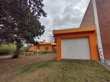 Casa  en venta en Valle Hermoso, Yacoana