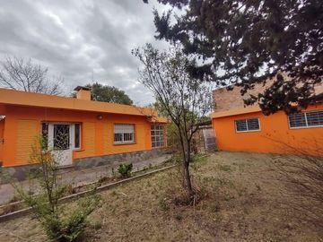 Casa  en venta en Valle Hermoso, Yacoana