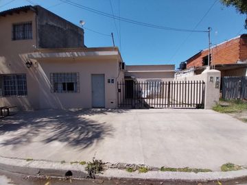 3 Departamentos en venta en G. de Laferrere