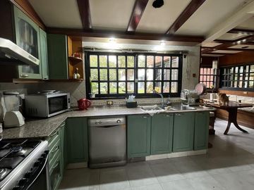 Casa en venta 6 amb en Ituzaingo zona Los Portones