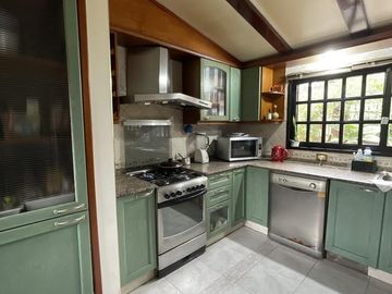 Casa en venta 6 amb en Ituzaingo zona Los Portones