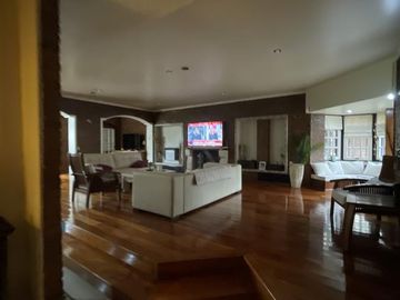 Casa en venta 6 amb en Ituzaingo zona Los Portones