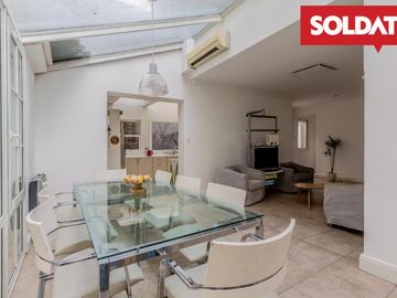 Casa en  OLIVOS