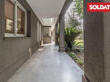 Casa en  OLIVOS