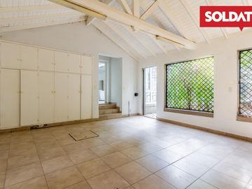 Casa en  OLIVOS