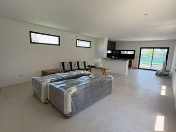 Casa en  venta en Santa Elena