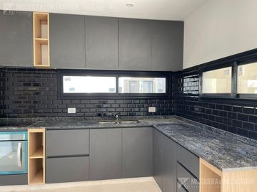 Casa en  venta en Santa Elena